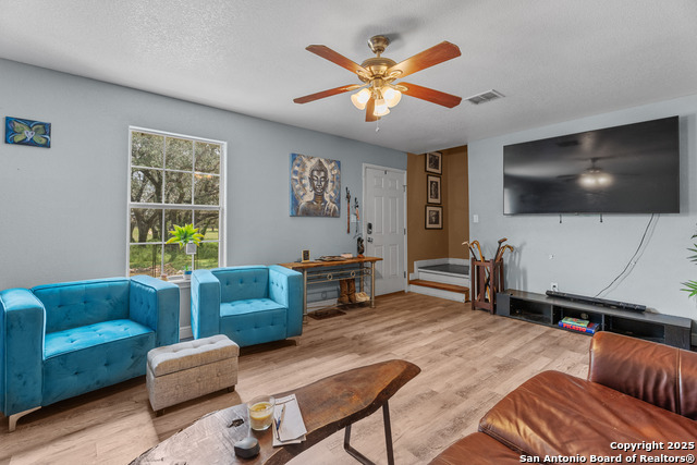 Image 21 of 38 For 1655 Eichman Rd