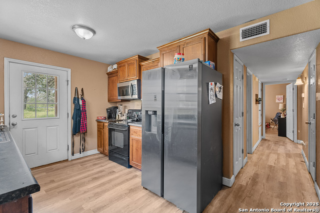 Image 24 of 38 For 1655 Eichman Rd