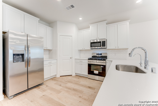 Image 2 of 11 For 1558 Estelea Grove