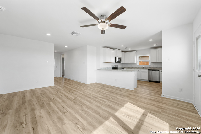 Image 8 of 30 For 16020 Imes Way