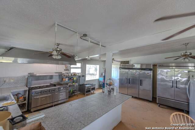 Image 12 of 28 For 7802 Ranch Rd 1051