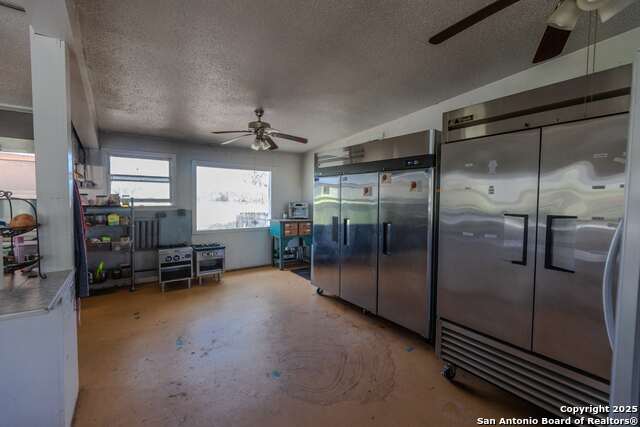 Image 17 of 28 For 7802 Ranch Rd 1051
