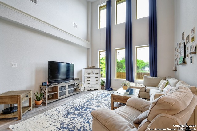 Image 9 of 30 For 12803 Aikman Way