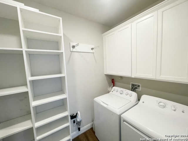 Listing photo id 22 for 22266 Akin Doe