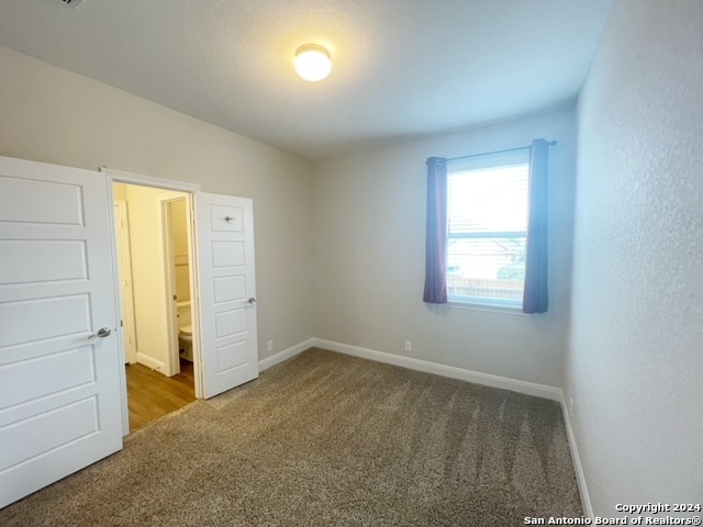 Listing photo id 31 for 22266 Akin Doe