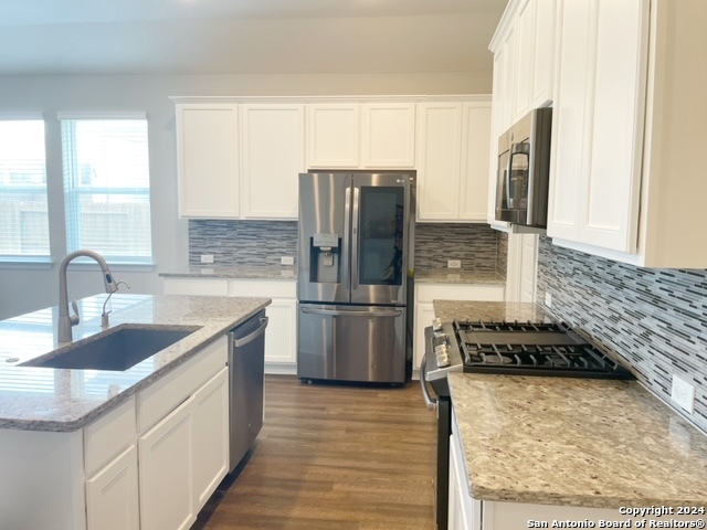 Listing photo id 7 for 22266 Akin Doe