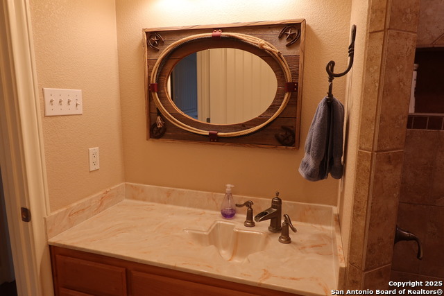 Image 21 of 29 For 178 Spring Creek Circle