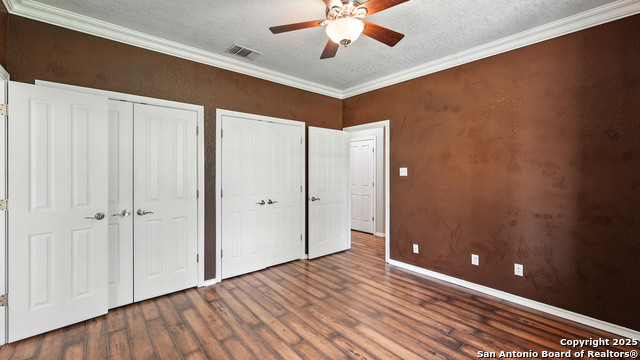 Image 11 of 44 For 1435 Meadow Glen