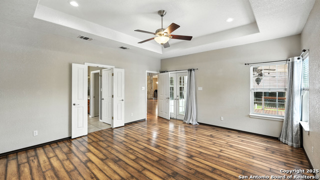 Image 19 of 44 For 1435 Meadow Glen