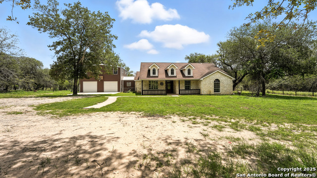 Image 6 of 44 For 1435 Meadow Glen