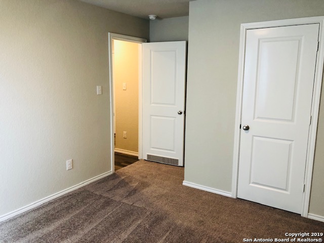Listing photo id 10 for 9015 Little Hoss