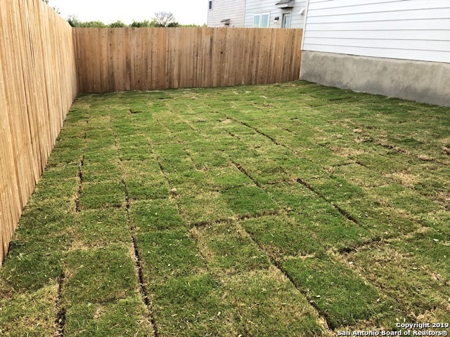 Listing photo id 15 for 9015 Little Hoss