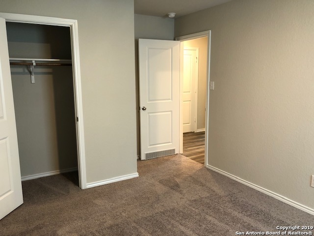 Listing photo id 7 for 9015 Little Hoss