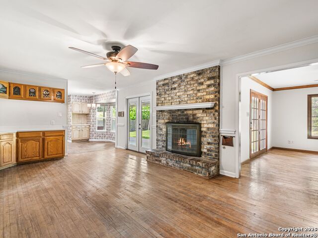 Listing photo id 13 for 6307 Pickering Drive