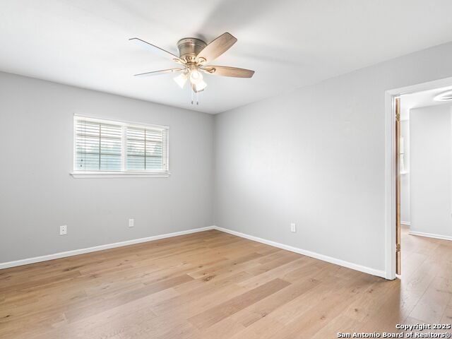 Listing photo id 28 for 6307 Pickering Drive