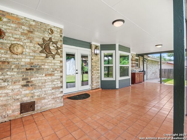 Listing photo id 33 for 6307 Pickering Drive