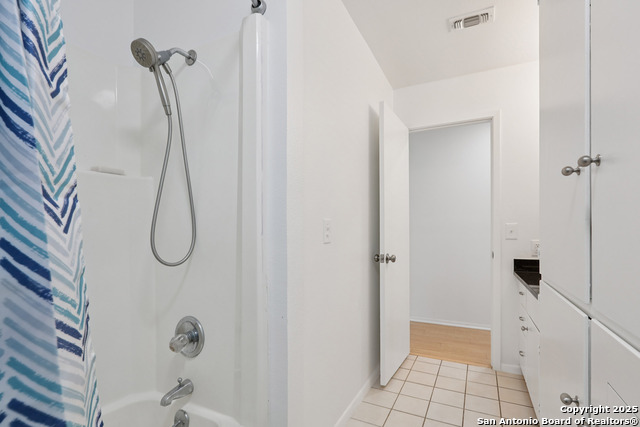 Image 19 of 27 For 1334 Carnation