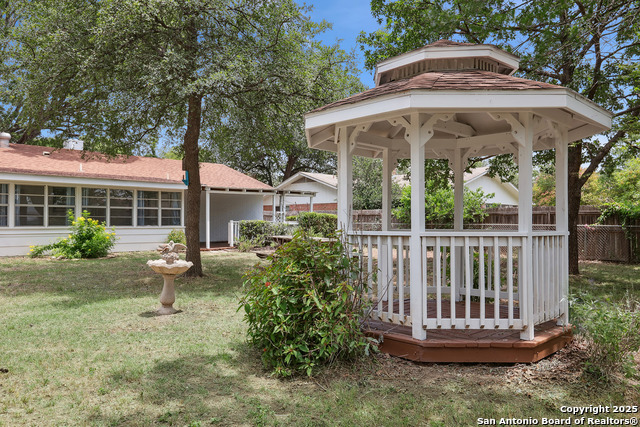 Image 27 of 27 For 1334 Carnation