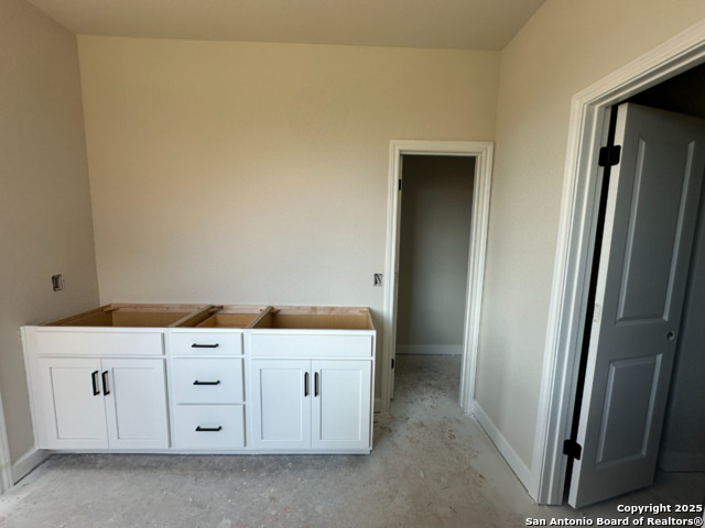 Image 14 of 41 For 155 Mallorys Way