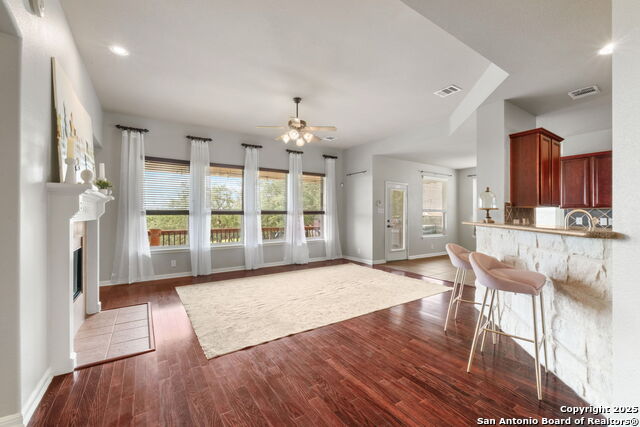 Image 12 of 50 For 823 Synergy Lane