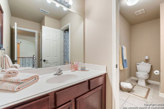 Image 21 of 50 For 823 Synergy Lane