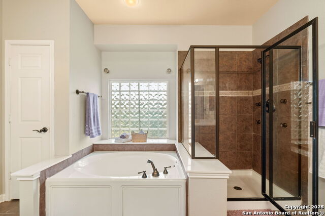 Image 32 of 50 For 823 Synergy Lane