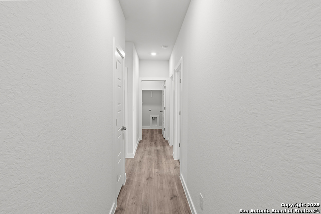 Listing photo id 21 for 761 Whitman Street