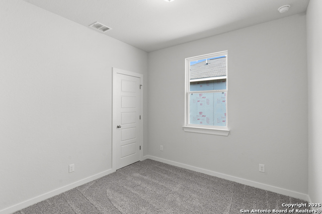 Listing photo id 28 for 761 Whitman Street