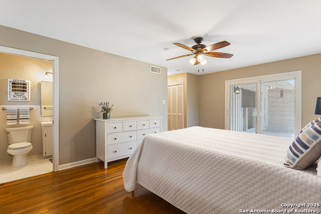 Listing photo id 12 for 8731 Oak Ledge