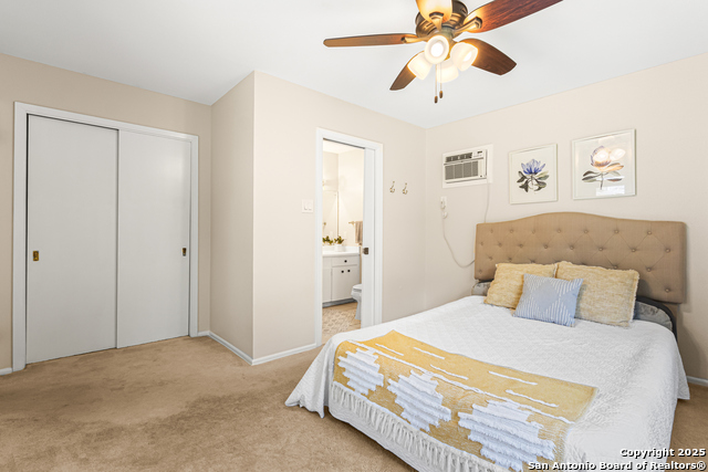 Listing photo id 19 for 8731 Oak Ledge
