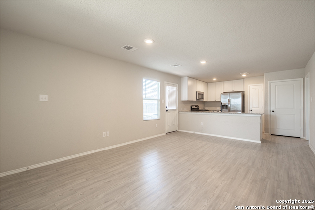Image 4 of 21 For 10755 Giacconi Dr