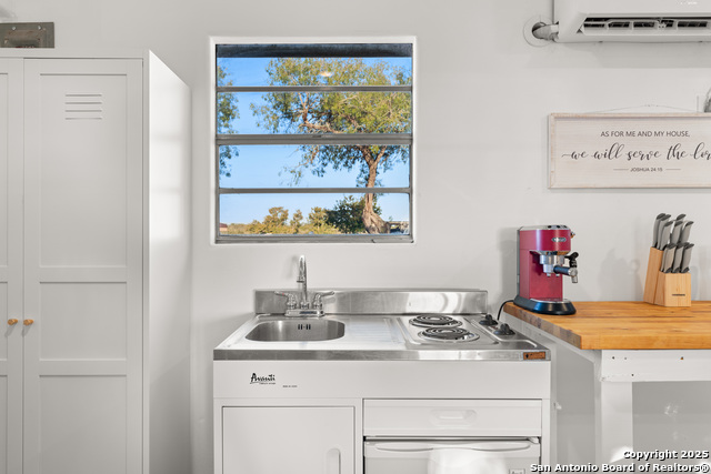 Image 10 of 105 For 101 Campbell Rd 3