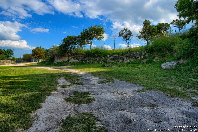 Image 100 of 105 For 101 Campbell Rd 3