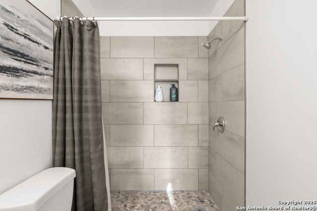 Image 17 of 105 For 101 Campbell Rd 3