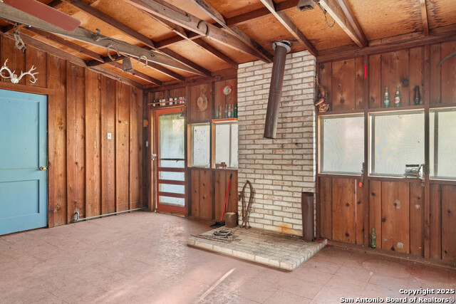 Image 31 of 105 For 101 Campbell Rd 3