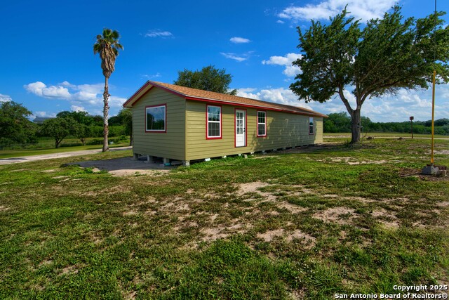 Image 33 of 105 For 101 Campbell Rd 3