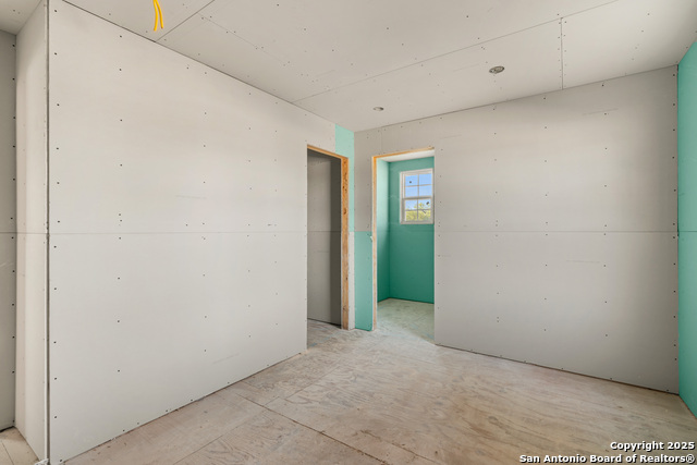 Image 40 of 105 For 101 Campbell Rd 3