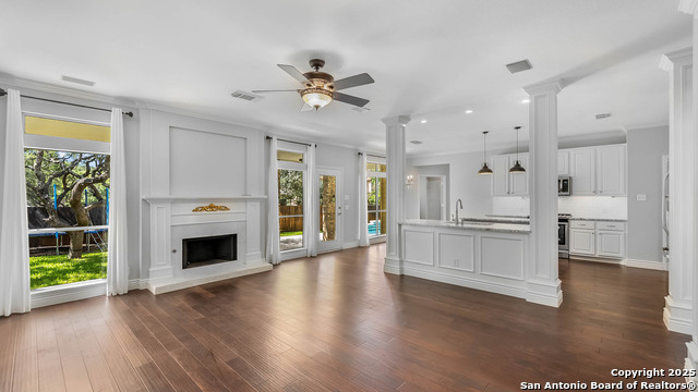 Listing photo id 0 for 1106 Tokalon