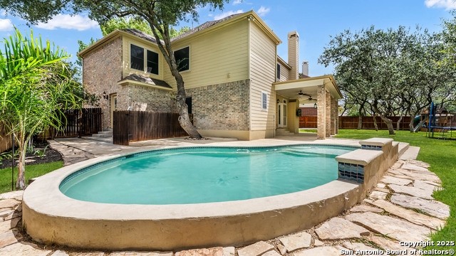 Listing photo id 1 for 1106 Tokalon