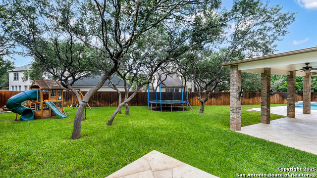 Listing photo id 3 for 1106 Tokalon