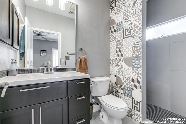 Image 4 of 24 For 225 Mulberry Unit 227-1 E 227-1