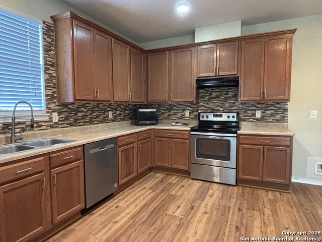 Image 10 of 27 For 20903 Foothill Pine