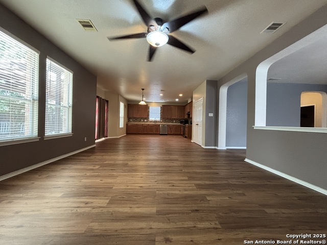 Image 13 of 27 For 20903 Foothill Pine