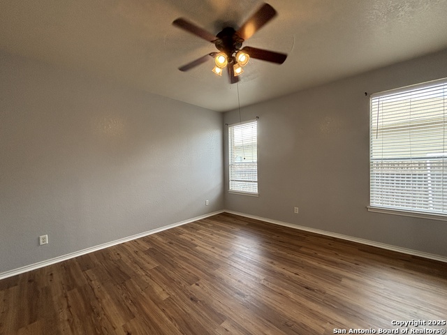 Image 18 of 27 For 20903 Foothill Pine