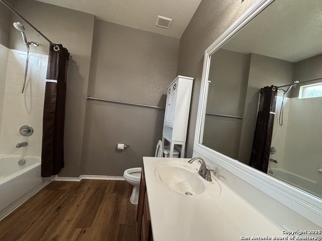 Image 19 of 27 For 20903 Foothill Pine