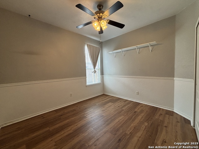 Image 22 of 27 For 20903 Foothill Pine
