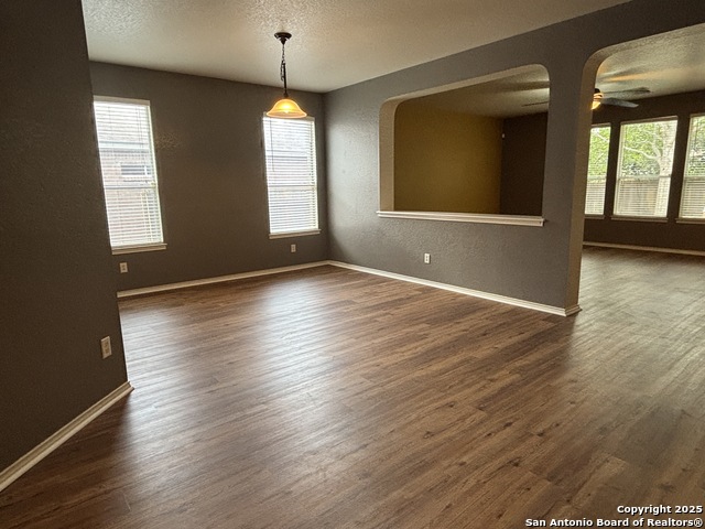 Image 5 of 27 For 20903 Foothill Pine