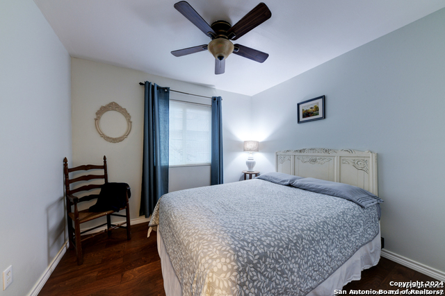 Image 15 of 22 For 453 Mitchell St W