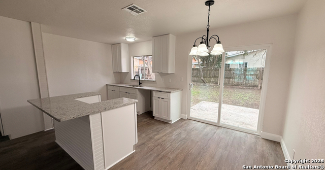 Image 8 of 10 For 7010 Glen Chase