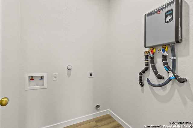 Image 16 of 28 For 135 Sligo